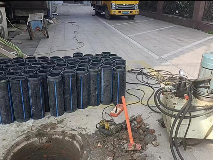 蒙阴PE置换管厂家 DN315置换管 非开挖管短管置换